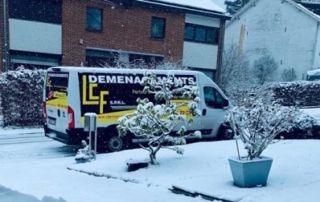 camion de déménagements LCF dans la neige